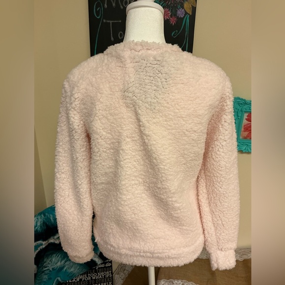 🎄Holiday Fleece Top w/Sequin Cat😽 - Picture 3 of 12